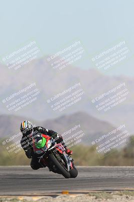 media/Oct-26-2025-Race Pace (Sun) [[c1447ca738]]/Non Verified (1st 20 Minutes of every Hour)/4-Turn 14 (1110am)/